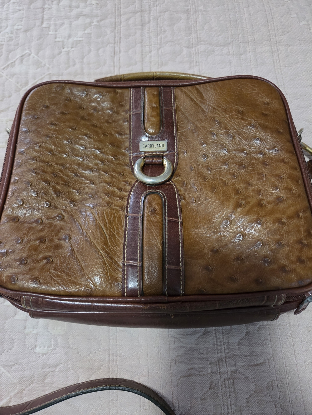 Vintage Carryland brown ostrich-embossed leather crossbody bag